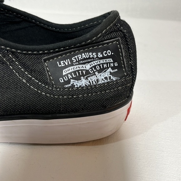 𝅺levi’s sneakers, black, size 11, in very good condition - Picture 5 of 8
